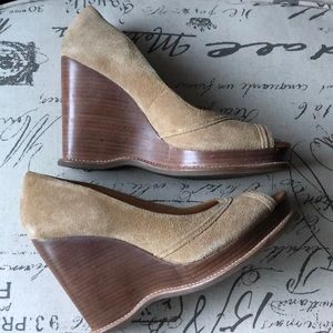 Michael Kors Camel Suede open/peep toe wedges